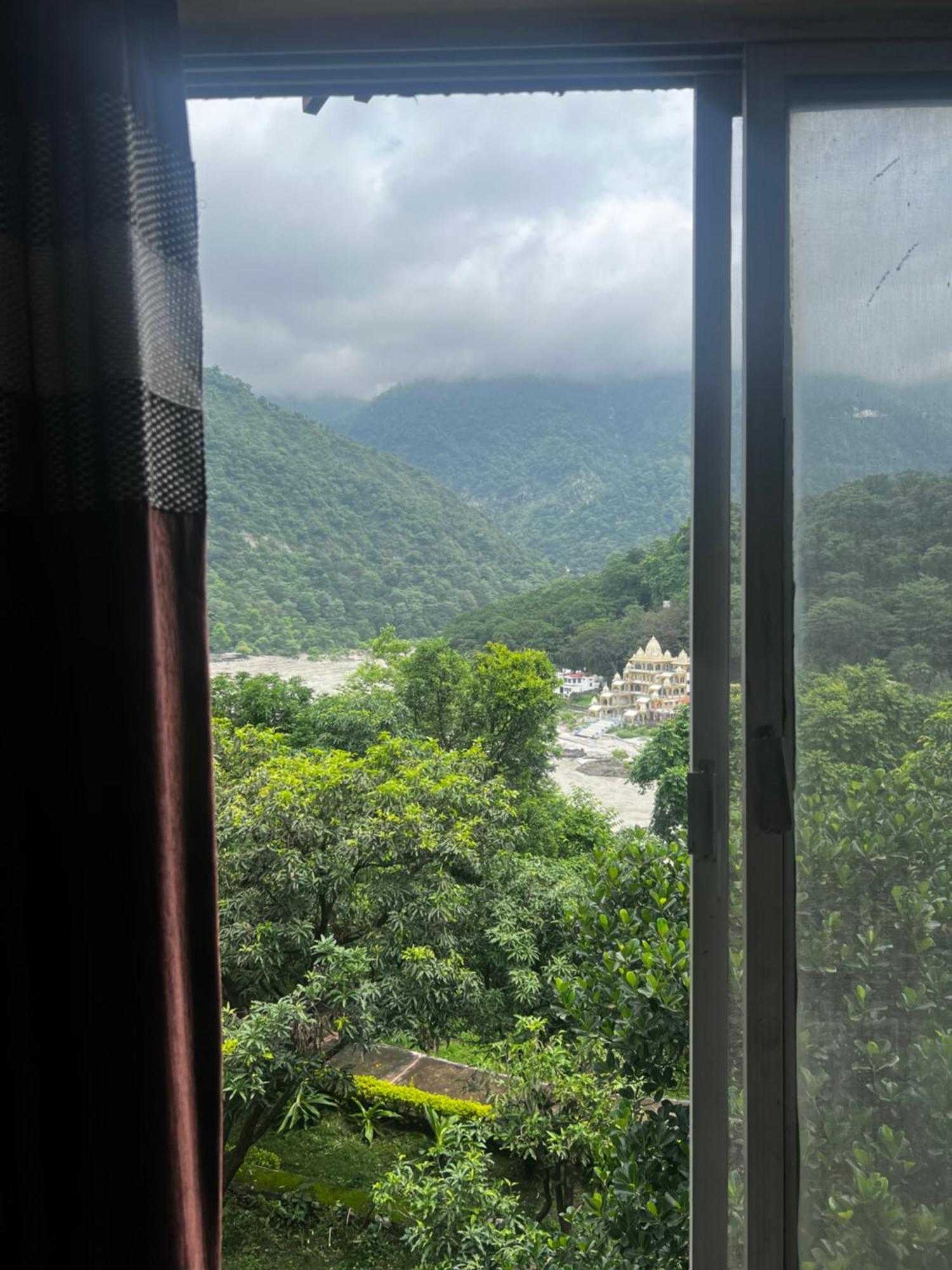 Art Bliss Hostel Rishīkesh 外观 照片