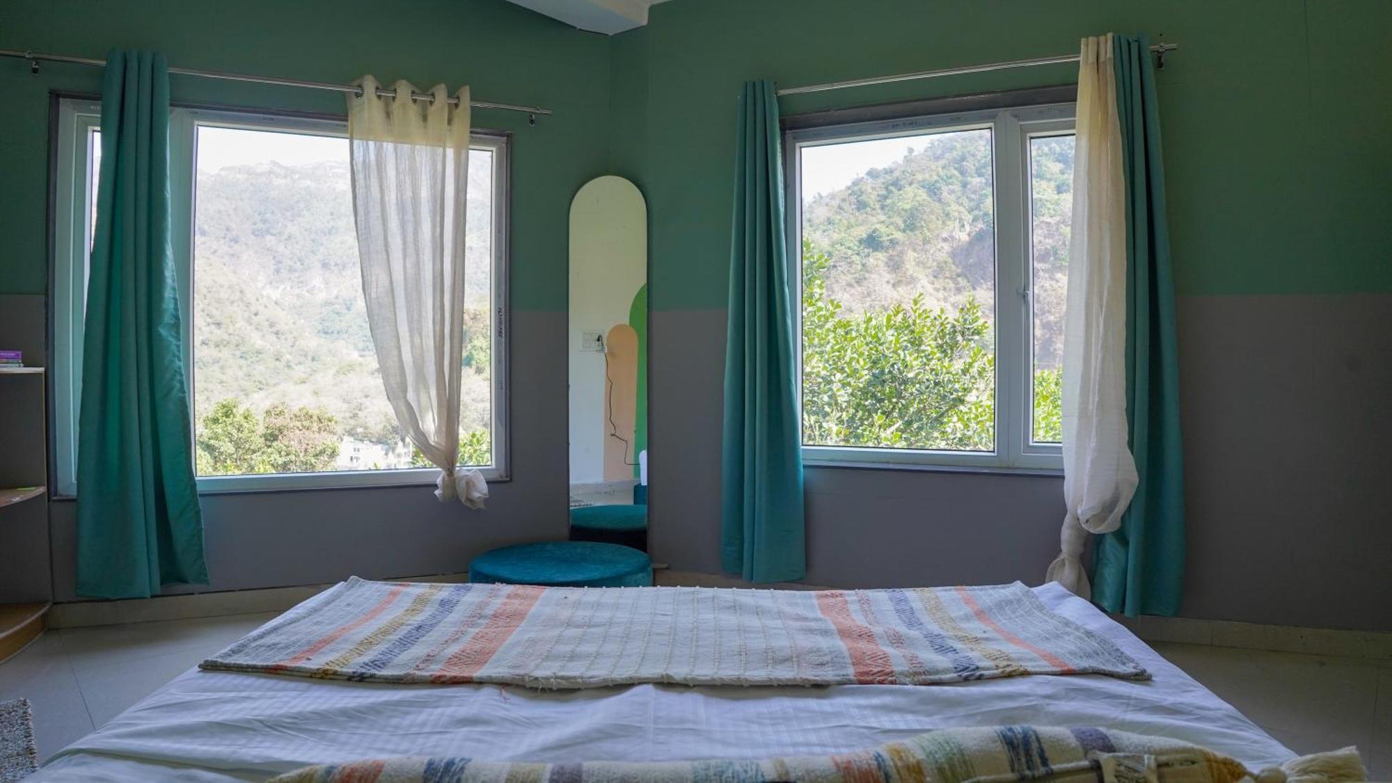 Art Bliss Hostel Rishīkesh 外观 照片