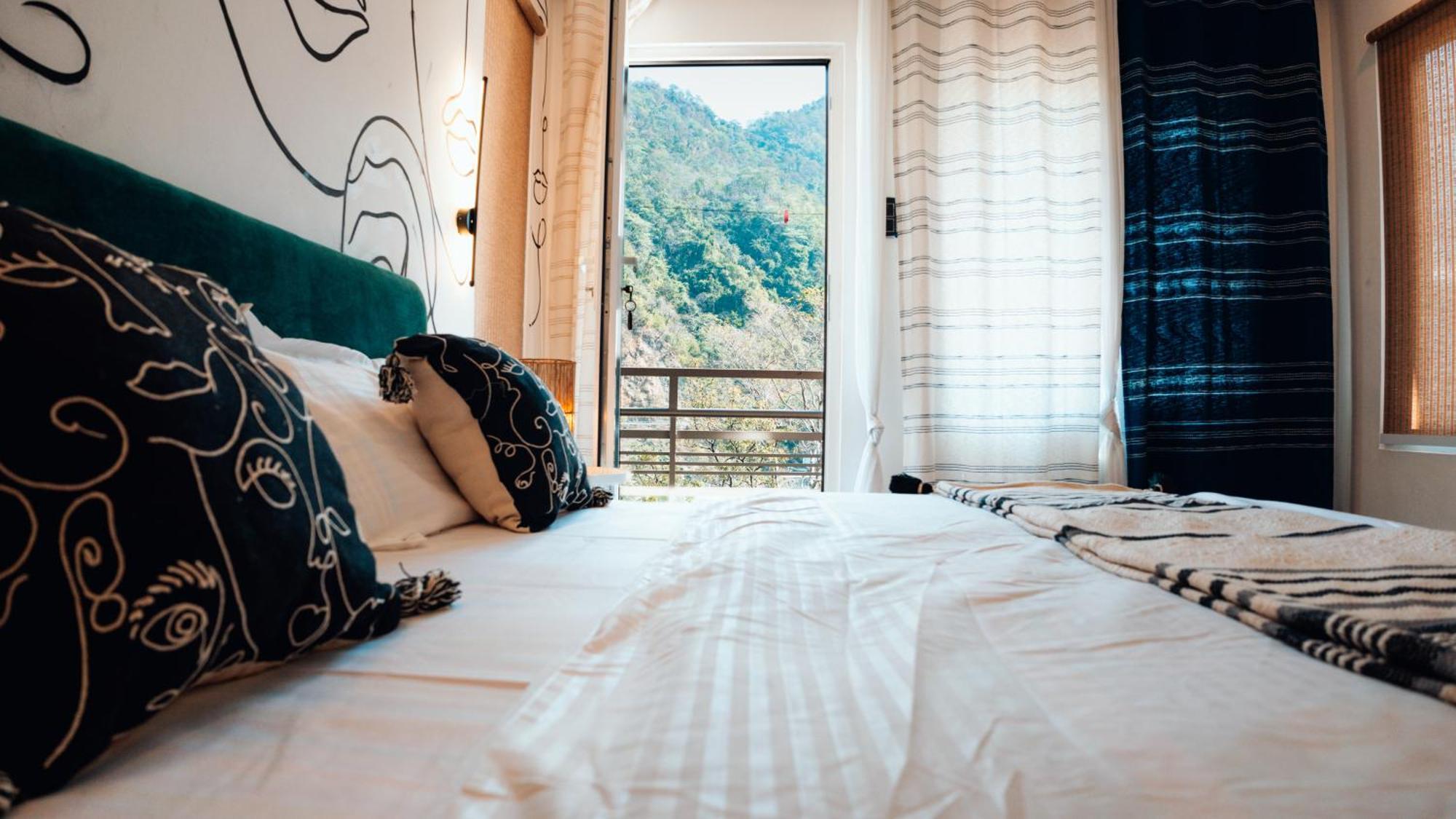 Art Bliss Hostel Rishīkesh 外观 照片